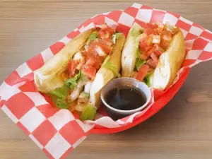 Grilled Chicken sandwiches with lettuce and tomato